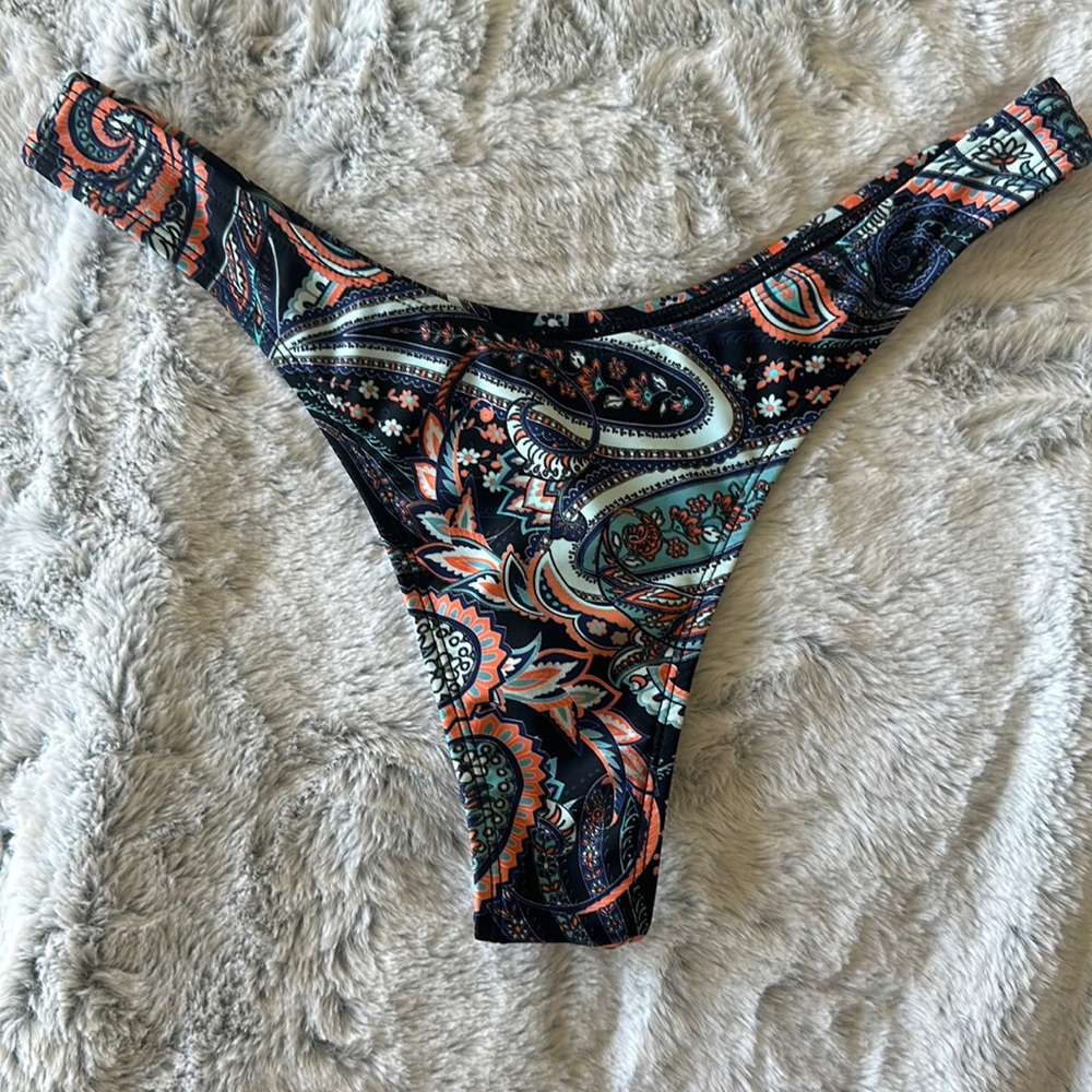Thong Bikini - Size Médium
